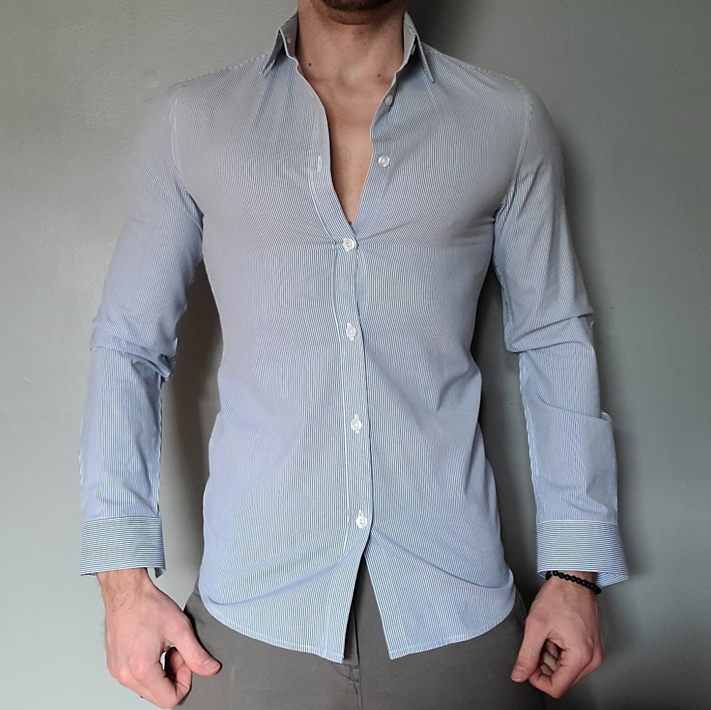 H&M Mens XS Button Down